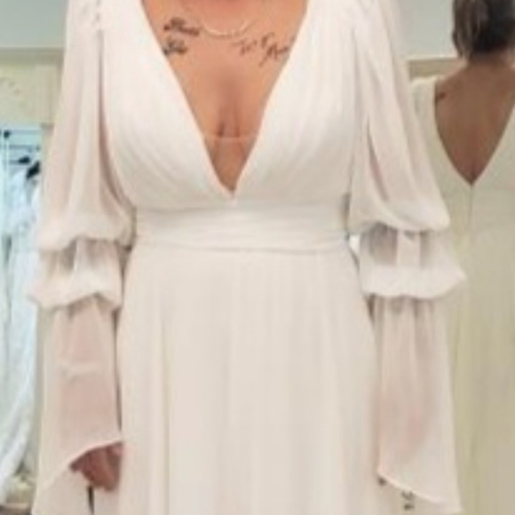 Boho Wedding Dress - Picture 5 of 8